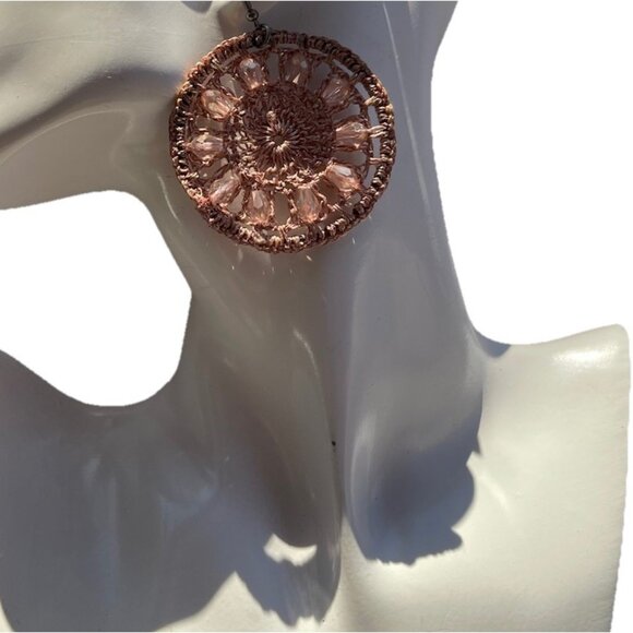 Vintage Crocheted Women’s Hook Earrings Mandela Boho Design Warm Rose Glass - Picture 9 of 11